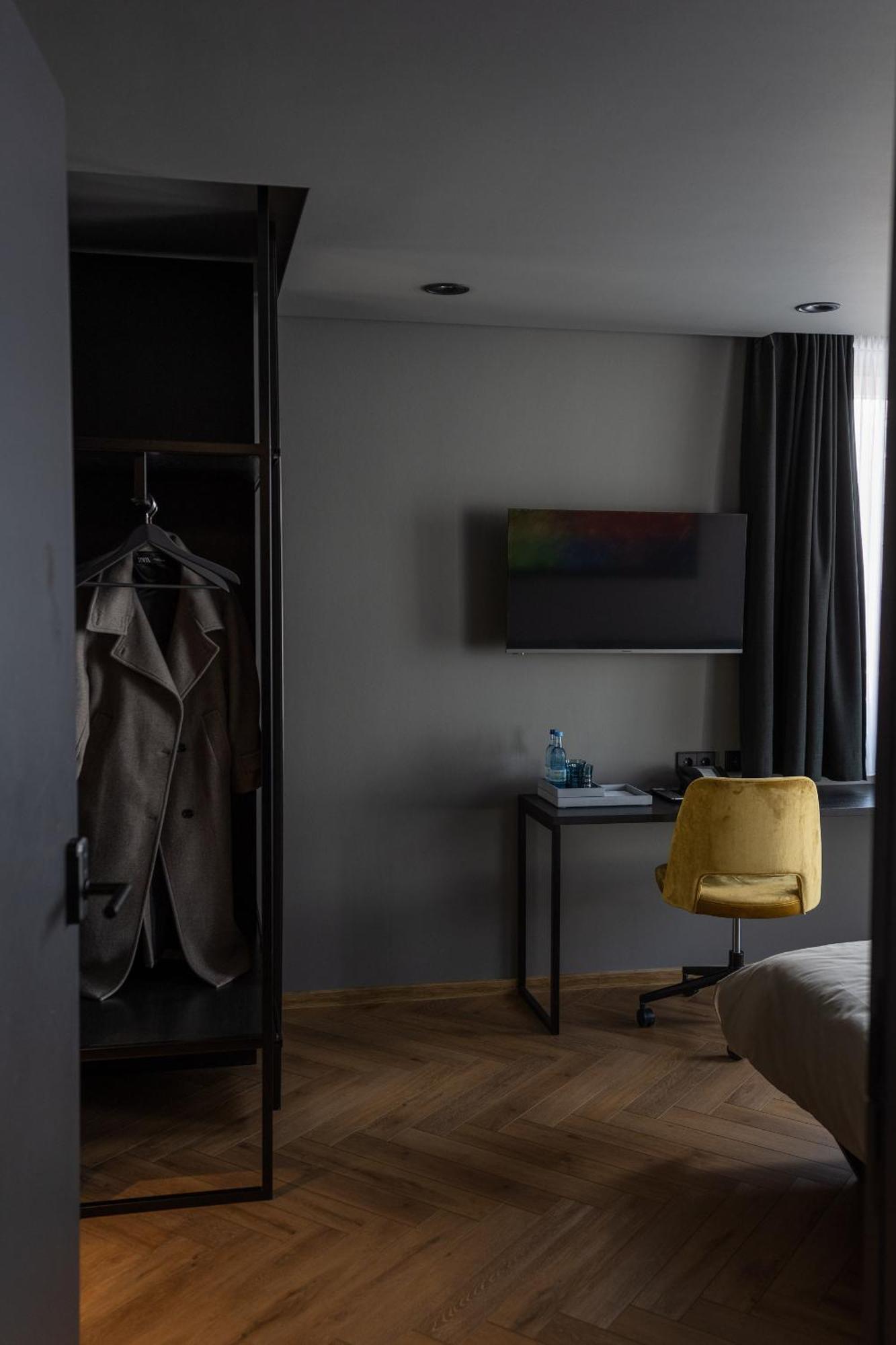 Hotel Nice Laupheim Esterno foto